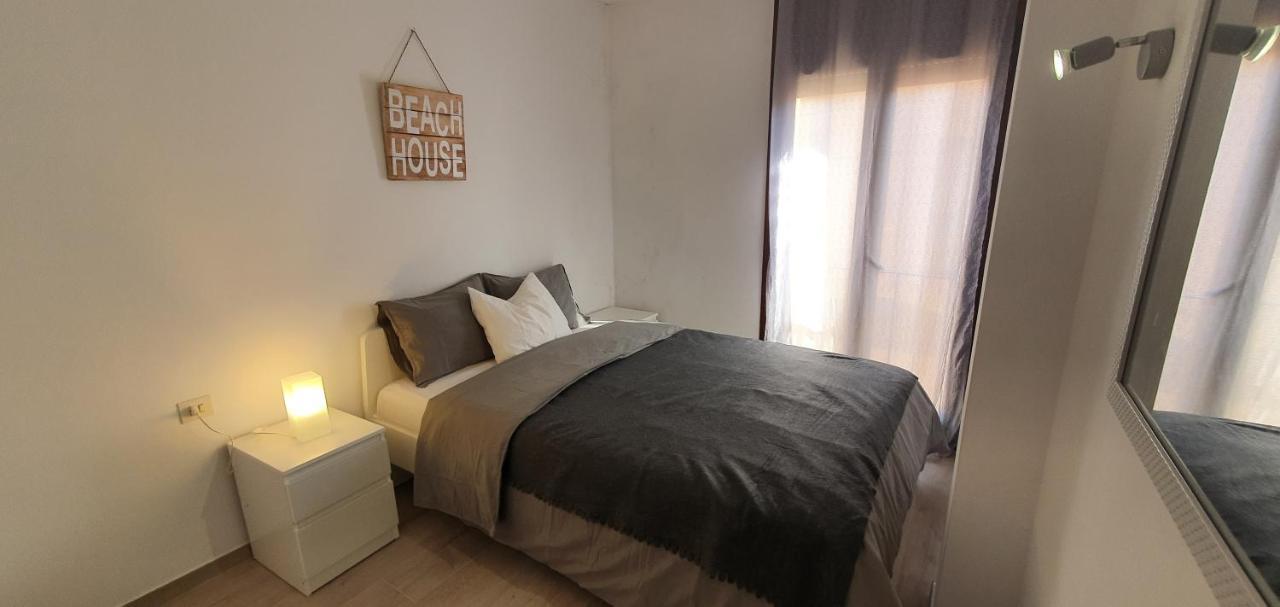 Modern cozy appartement Empuriabrava Extérieur photo
